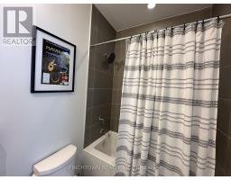 Ph09 - 5 Buttermill Avenue, Vaughan, ON L4K0J5 Photo 30
