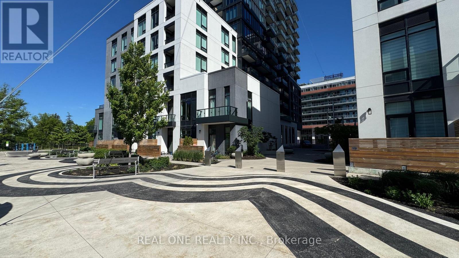 #201E 8868 YONGE STREET - 29