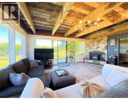 2472 Mountview Rd, Port Mcneill, BC V0N2R0 Photo 30