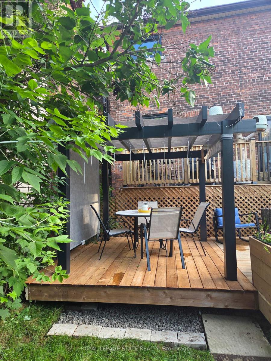 361 CUMBERLAND AVENUE - 43