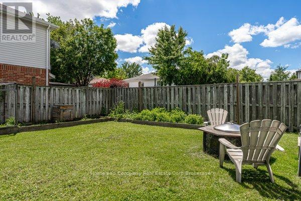 127 WALSH CRESCENT - 39