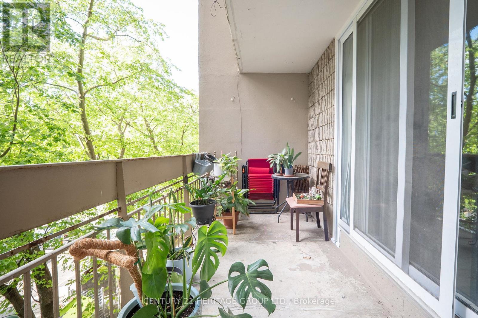 #231 350 QUIGLEY ROAD - 35