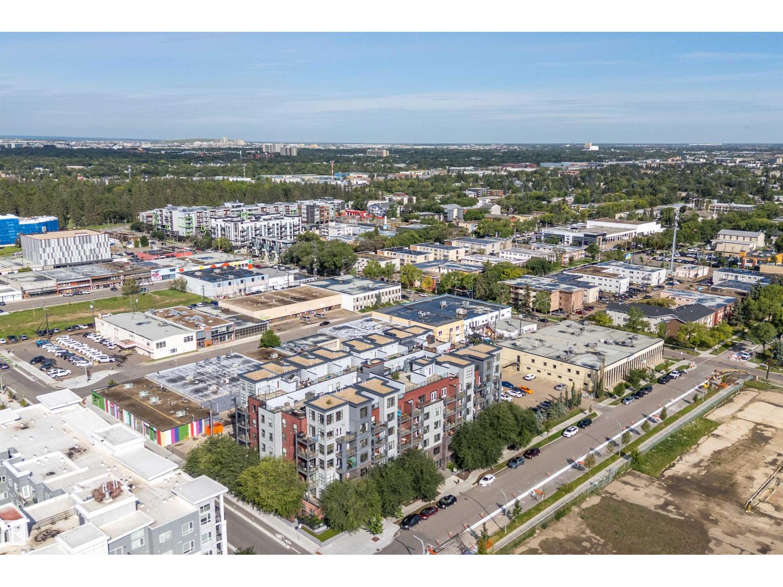 #406 10518 113 ST NW - 50