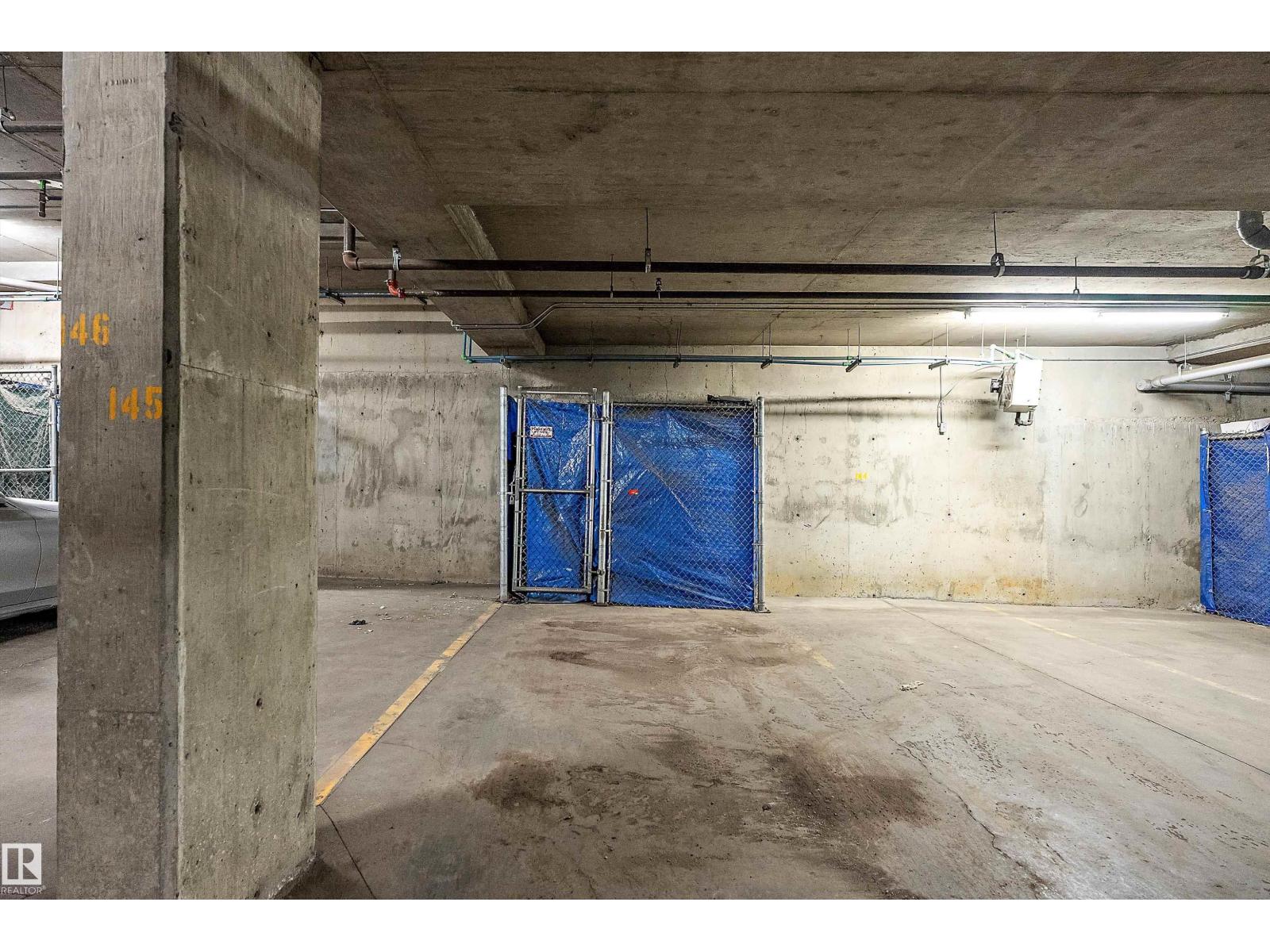 #406 10518 113 ST NW - 44