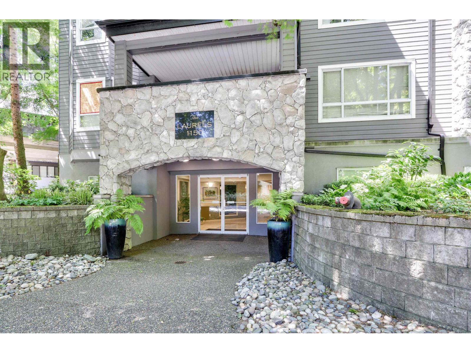 110 1150 LYNN VALLEY ROAD — photo 2