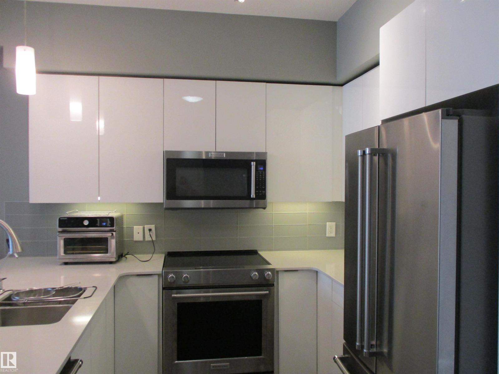 #408 9907 91 AV NW - 10