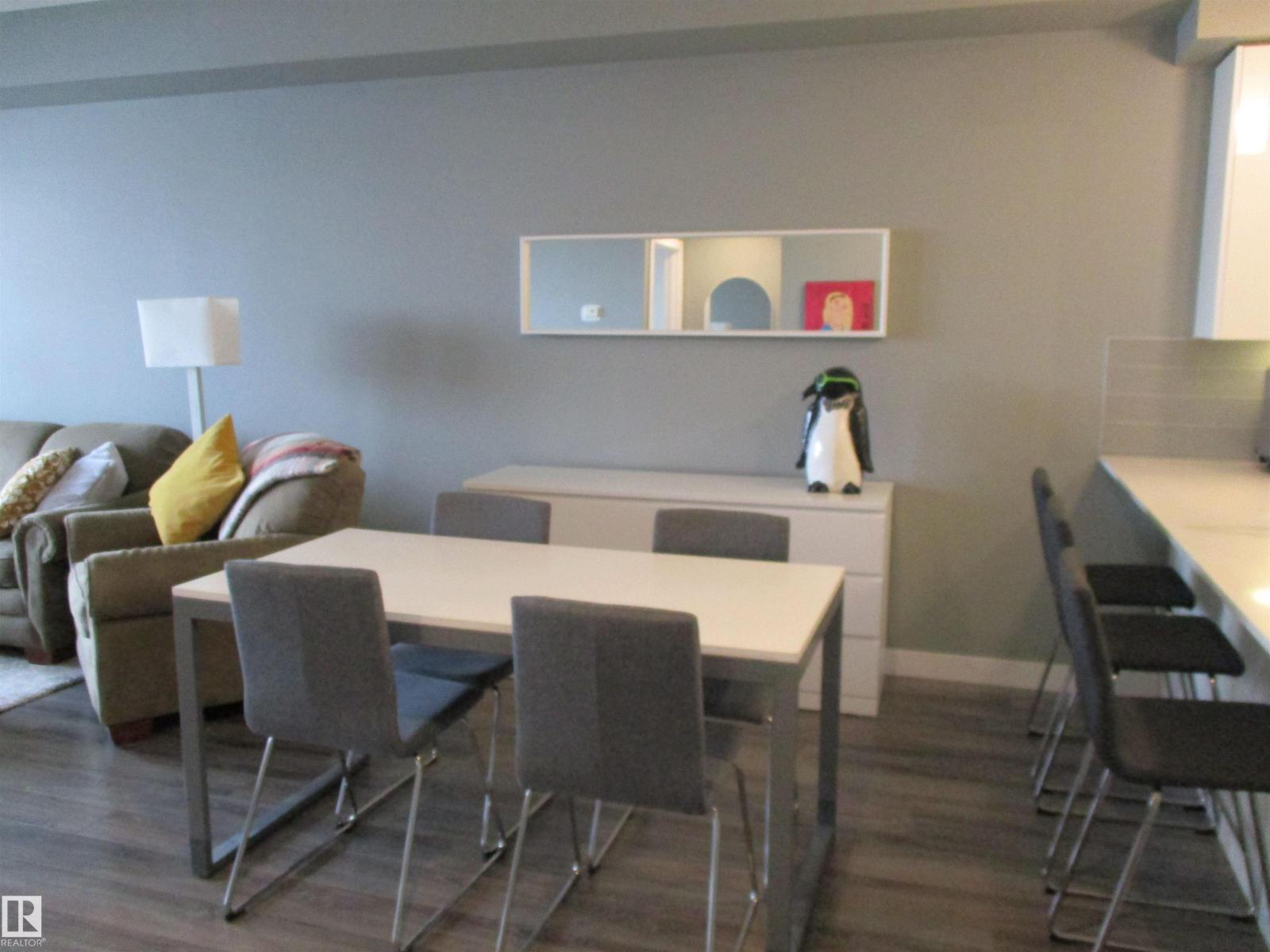 #408 9907 91 AV NW - 19
