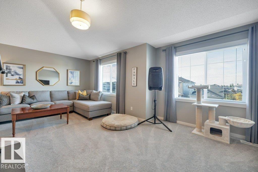 477 ROBERTS CR — photo 29