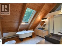 4990 Francis Peninsula Road, Pender Harbour, BC V0N2H1 Photo 19
