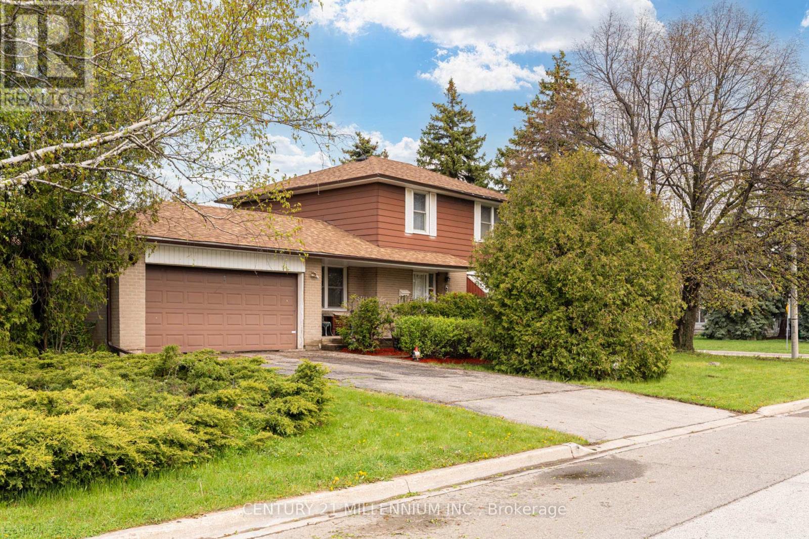 2 DURHAM CRESCENT - 1