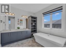 1104 Edinburgh Drive, Woodstock, ON N4T0M2 Photo 33