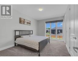 1104 Edinburgh Drive, Woodstock, ON N4T0M2 Photo 35