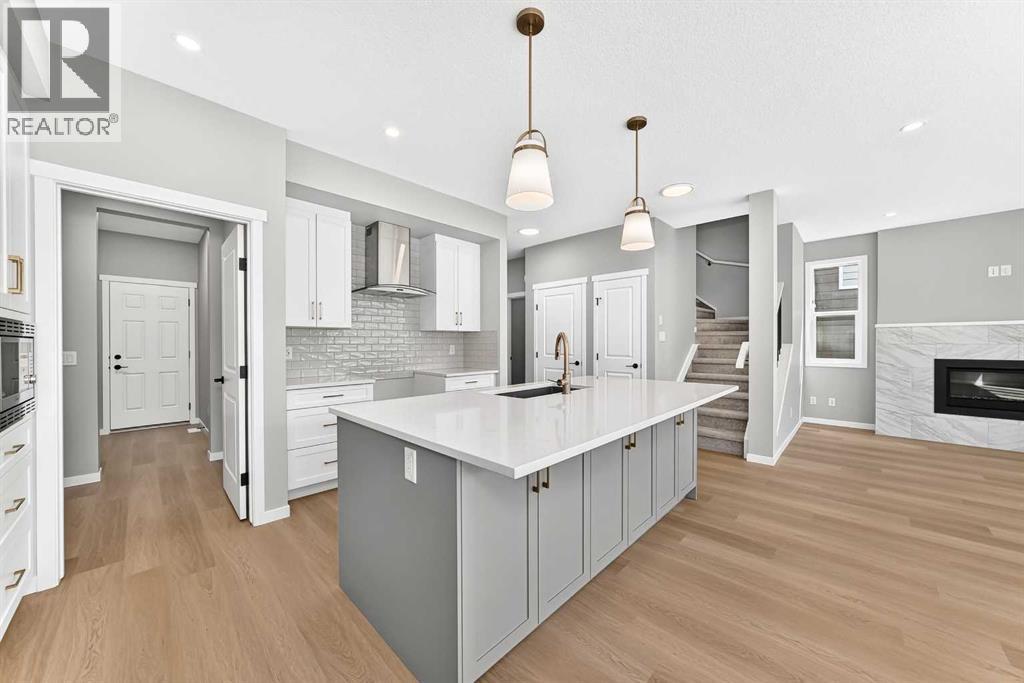 547 Mercado Avenue SE - 19