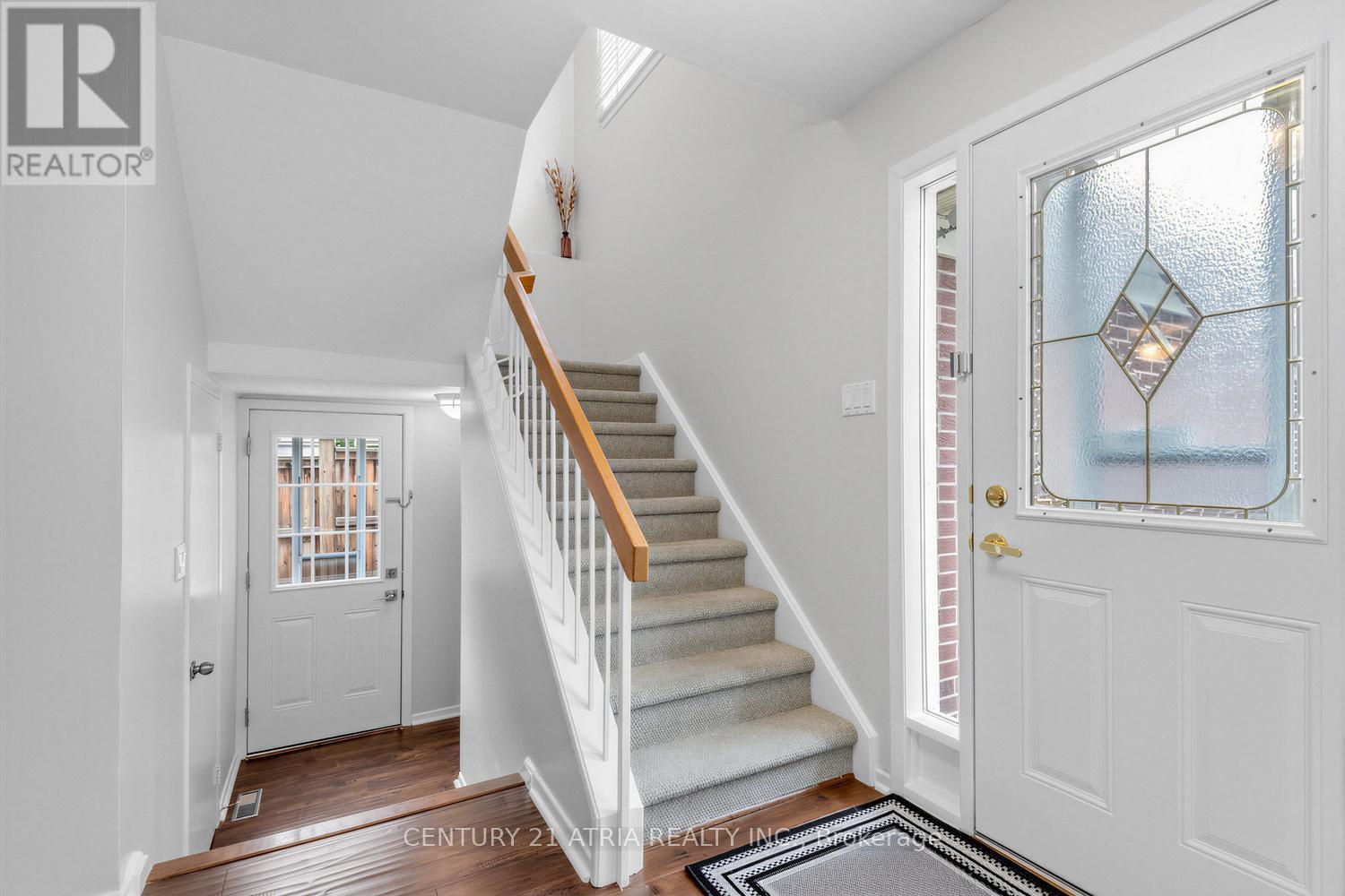 Separate entrance to the basement