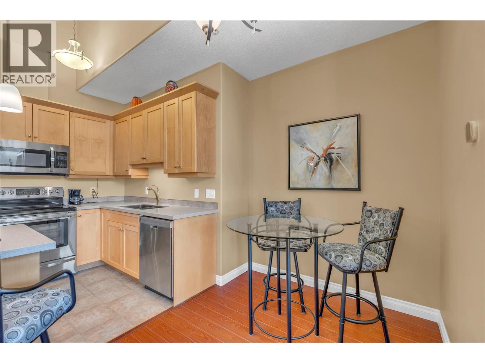 #406 3313 Wilson Street - 7
