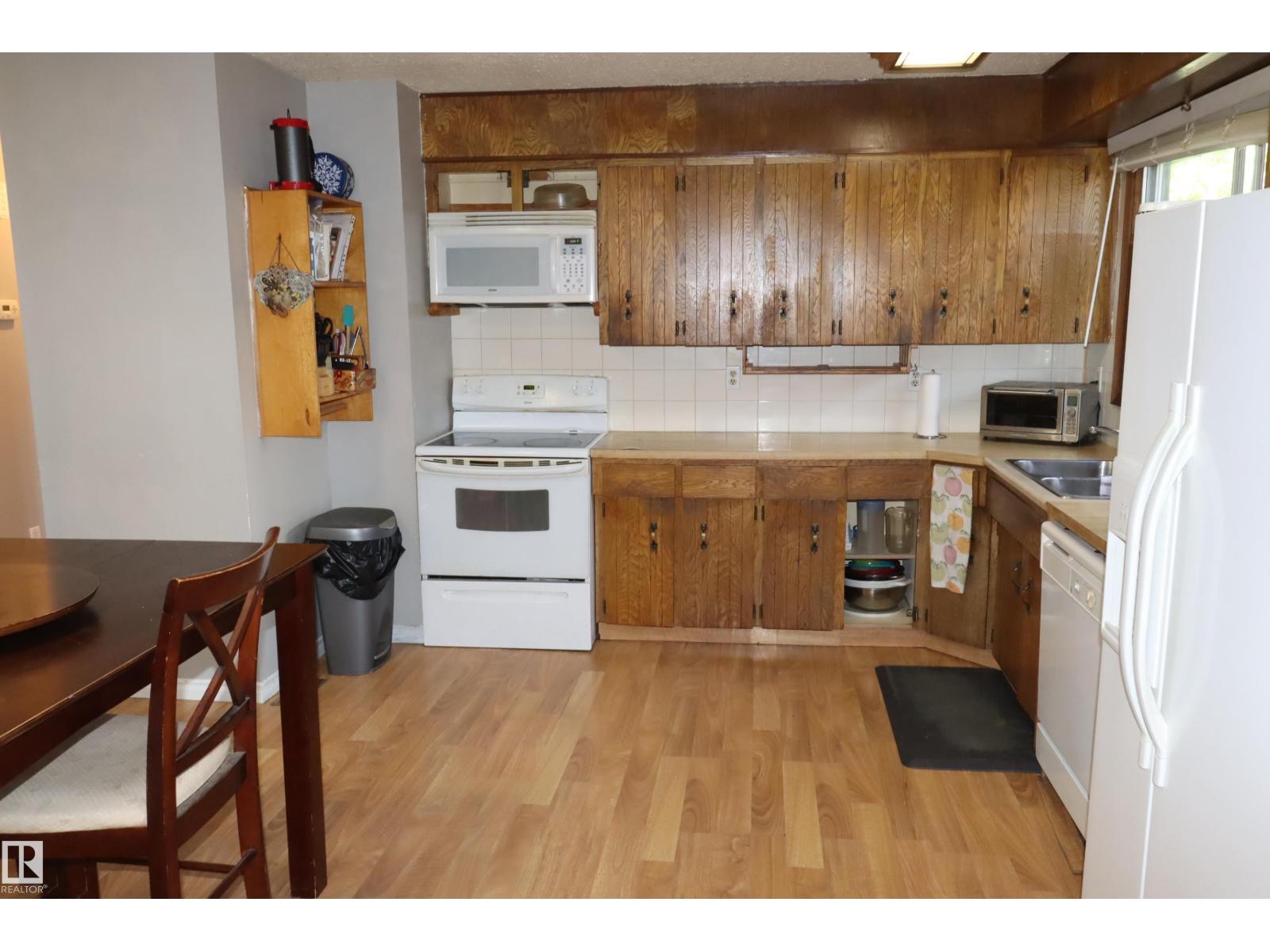 147 Garwood CR - 6