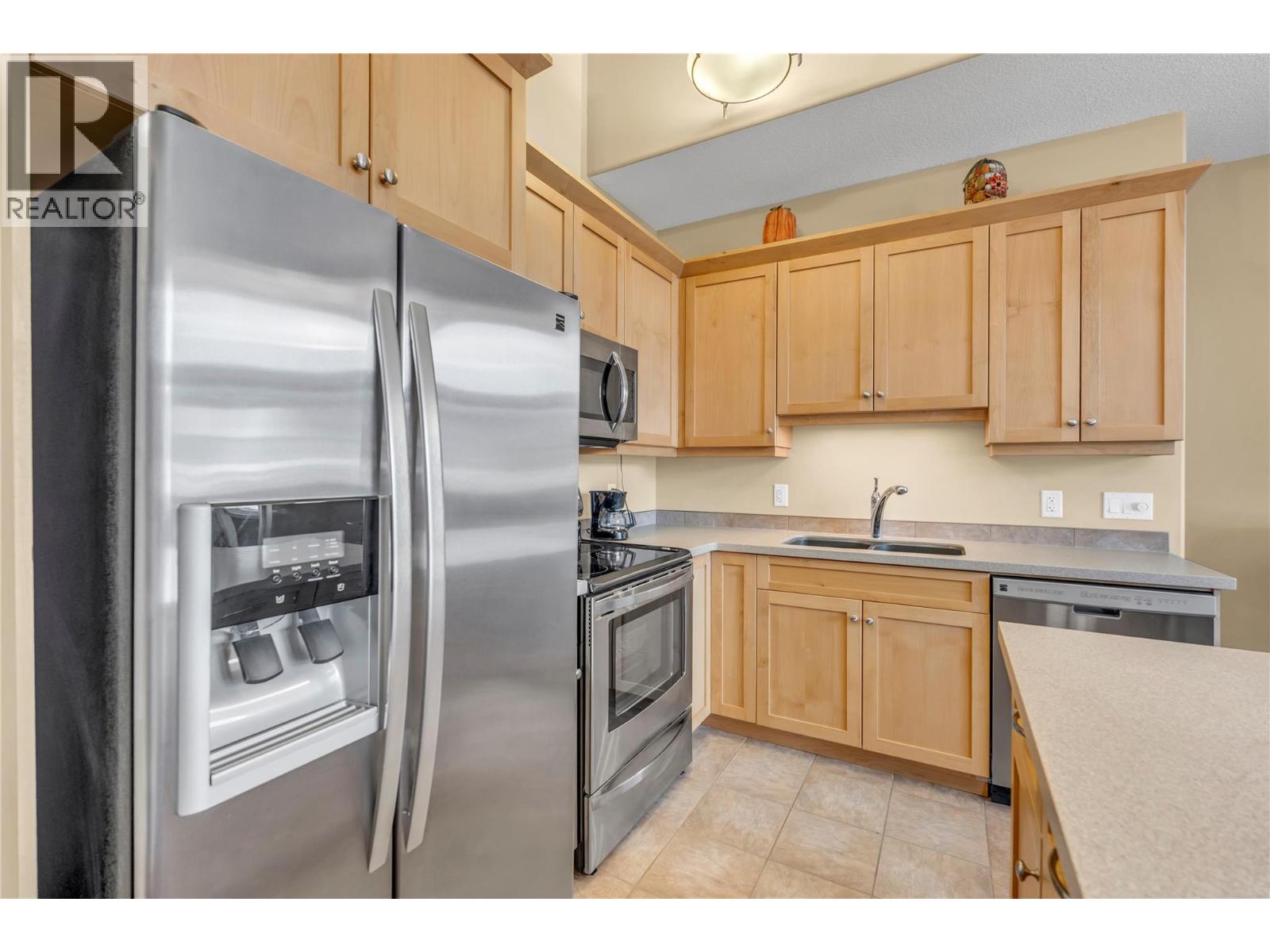 #406 3313 Wilson Street - 6