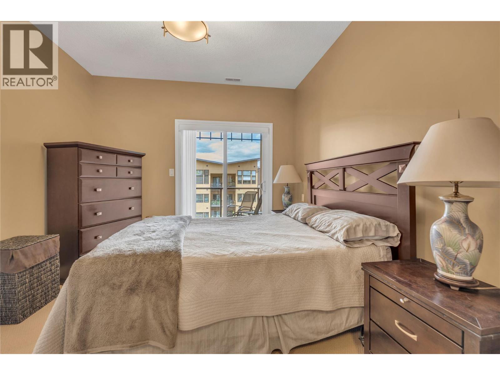 #406 3313 Wilson Street - 14