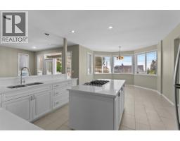 186 E Braemar Road, Vancouver, BC V7N1P9 Photo 17