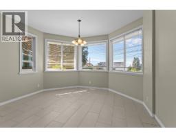 186 E Braemar Road, Vancouver, BC V7N1P9 Photo 16