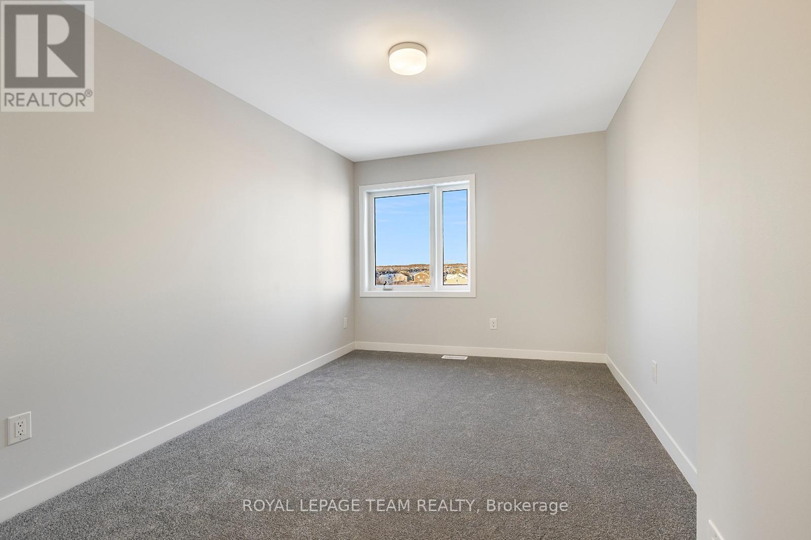 2 Bed, 3 Bath House for Rent in Ottawa – 320 PARNIAN PRIVATE, Ottawa – MLS# X13482004 - Image 12