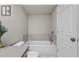 Bathroom - 204 Baltic Private, Ottawa, ON K4M0G9 Photo 13