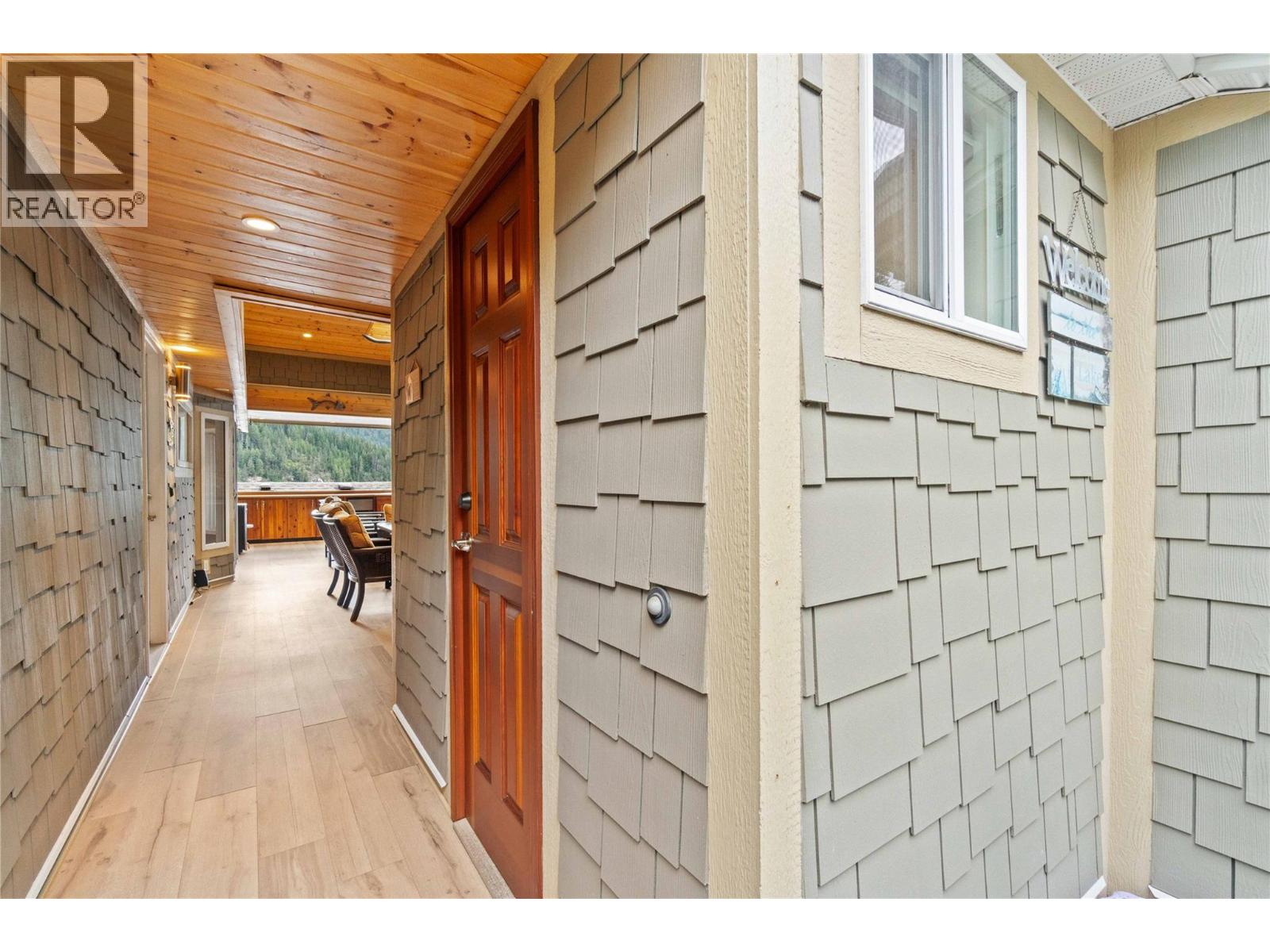 8 9032 Swanson Road, Swansea Point