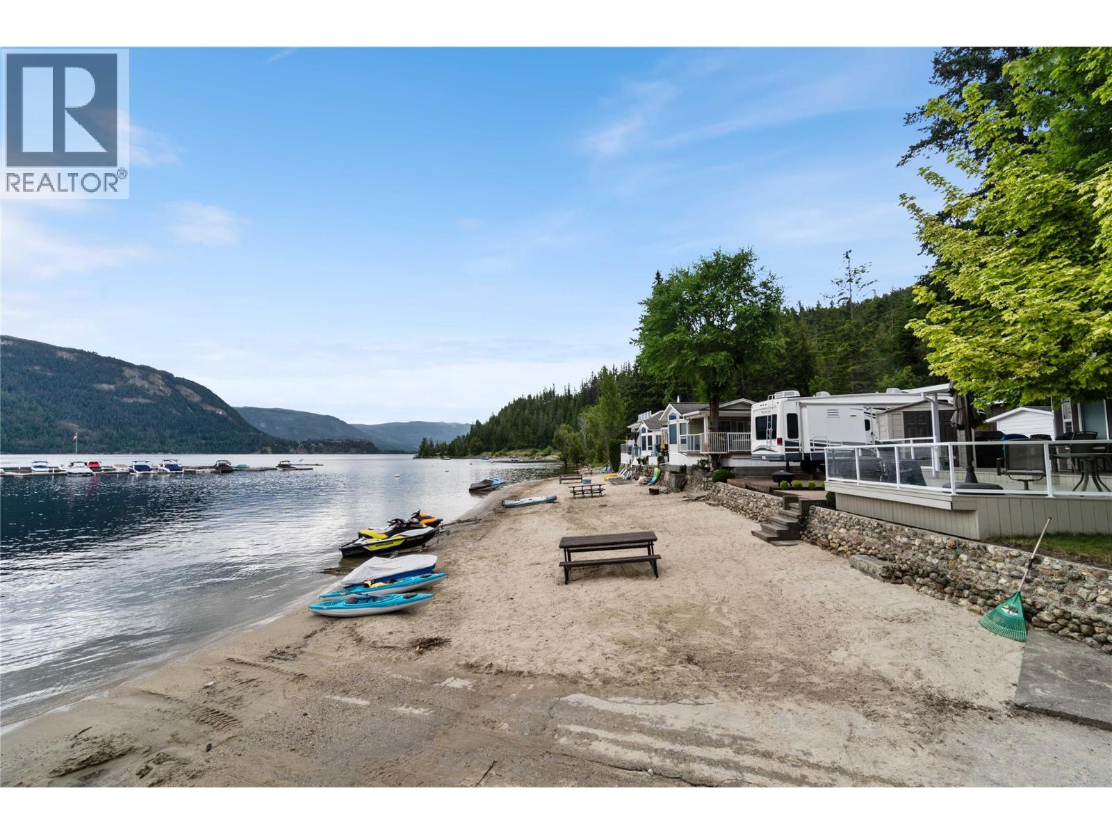 8 9032 Swanson Road, Swansea Point