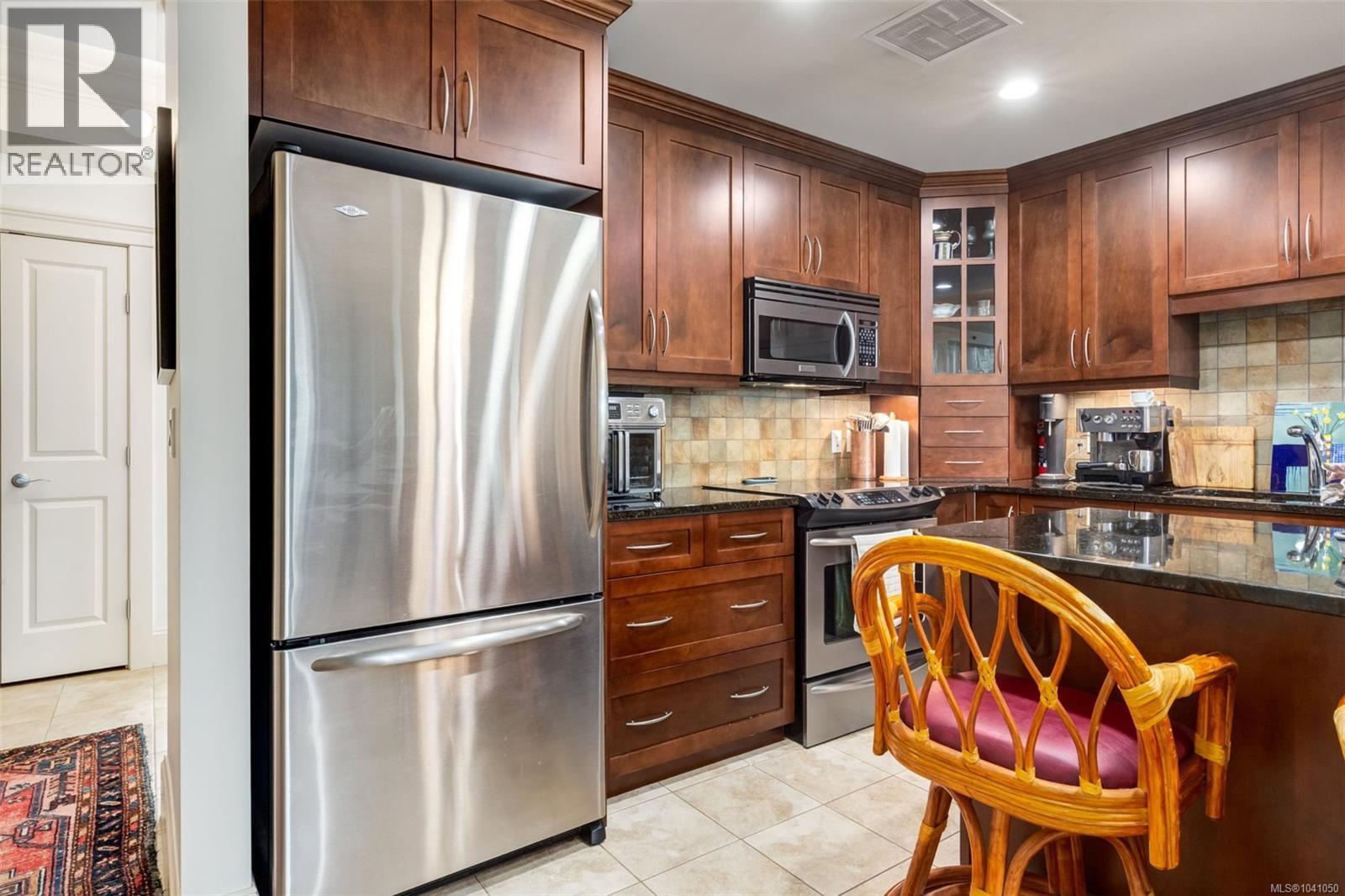 #302 222 Second Ave W - 6