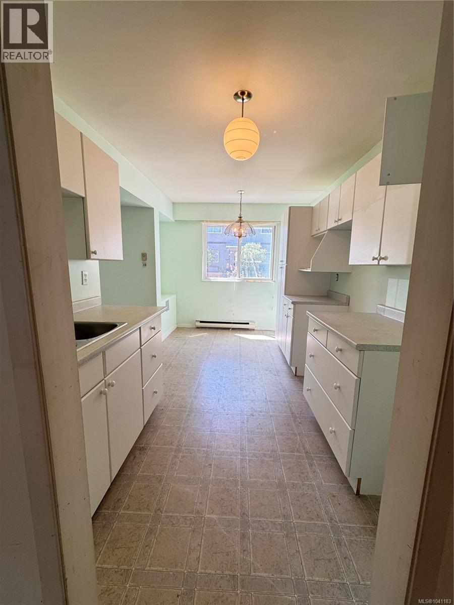 #4 715 Malone Rd - 11
