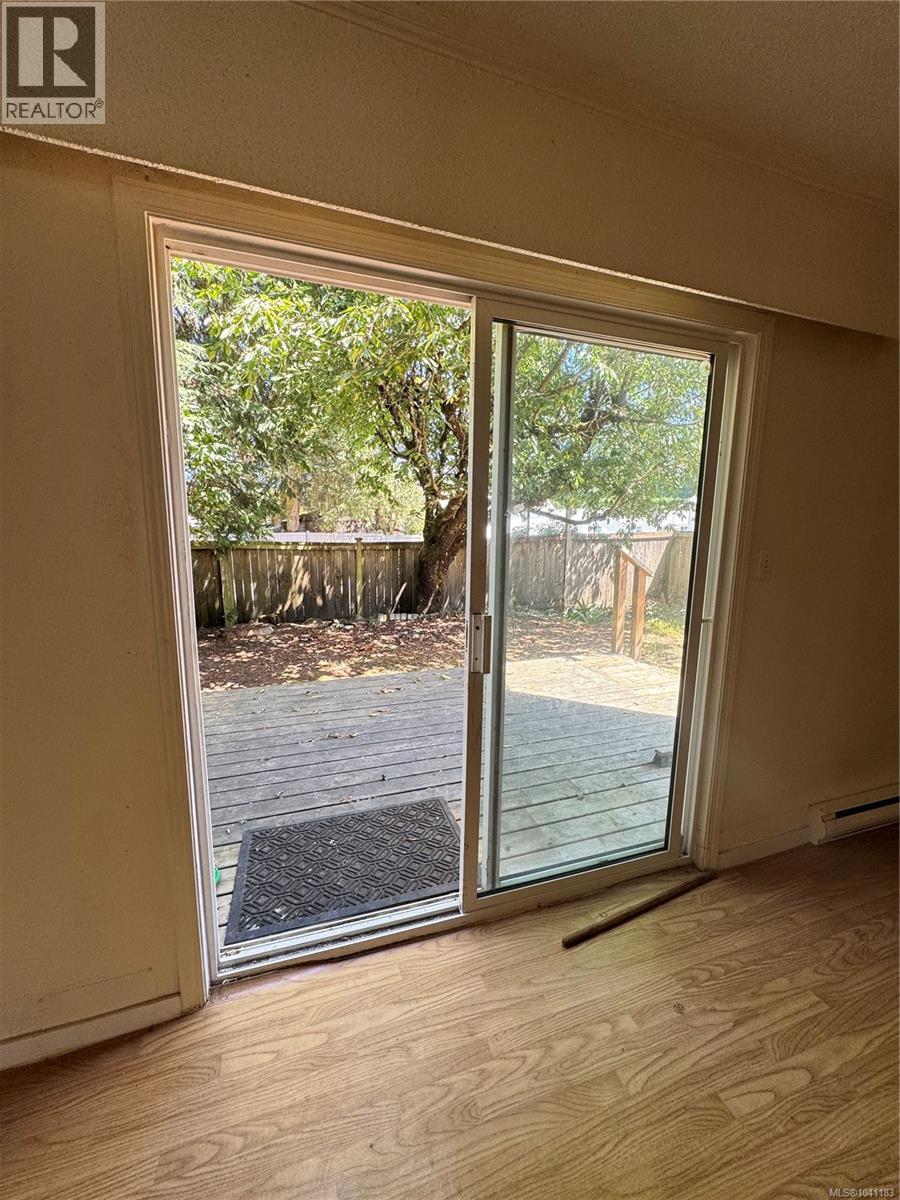 #4 715 Malone Rd - 16