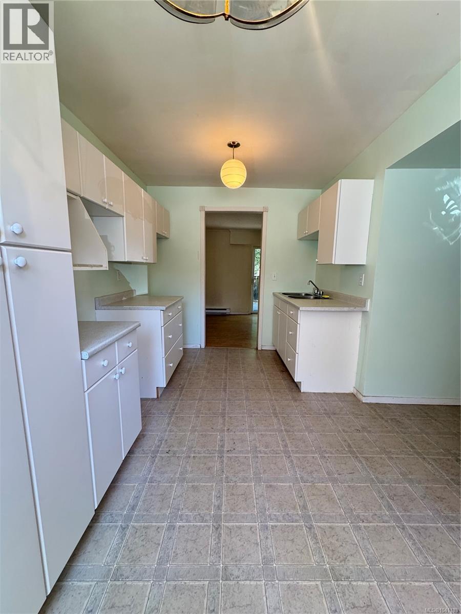 #4 715 Malone Rd - 20