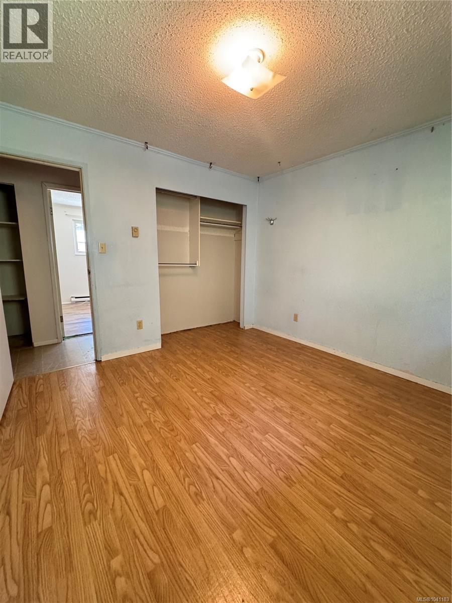 #4 715 Malone Rd - 32