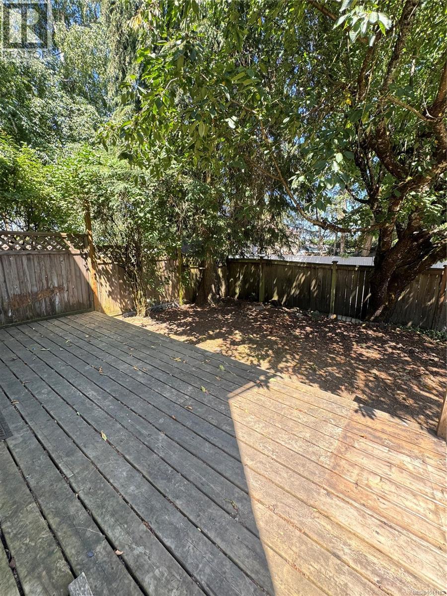#4 715 Malone Rd - 38