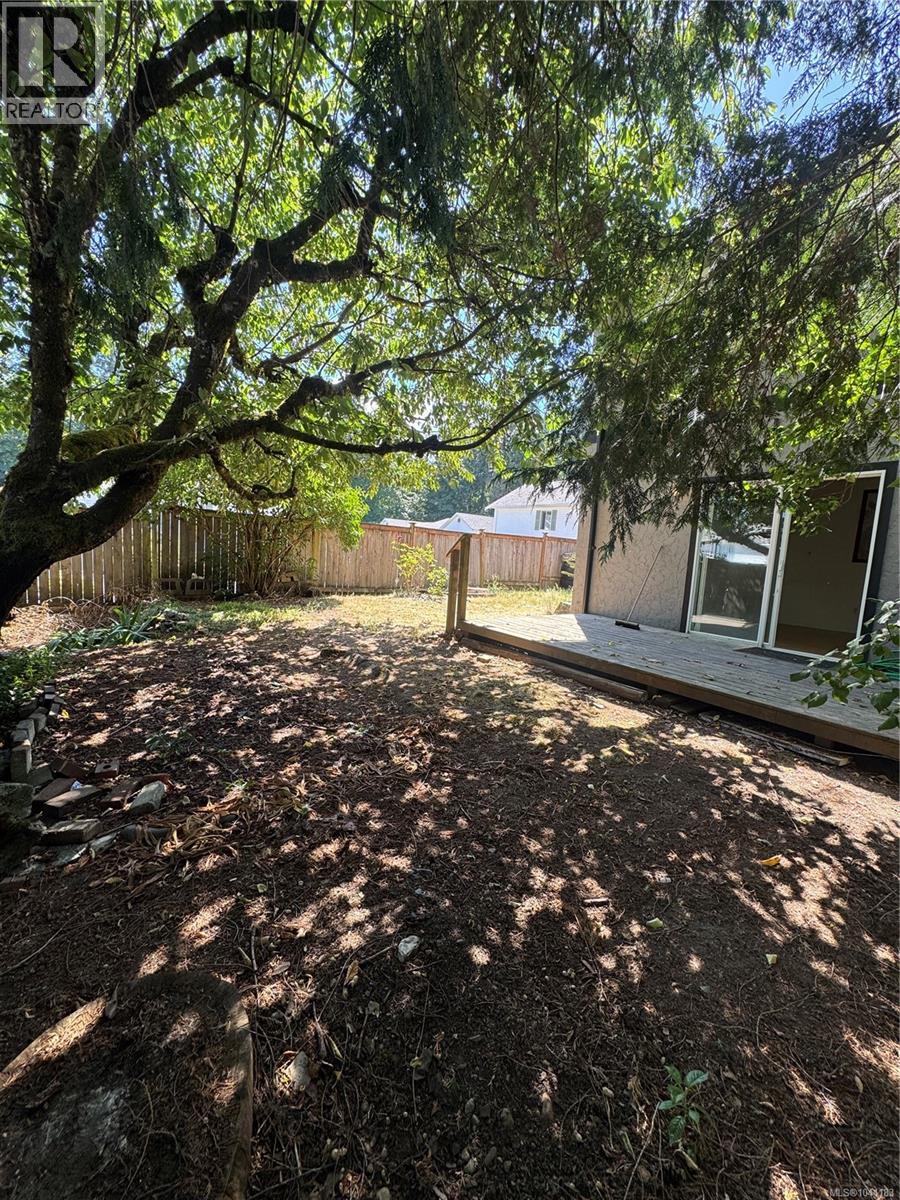 #4 715 Malone Rd - 40