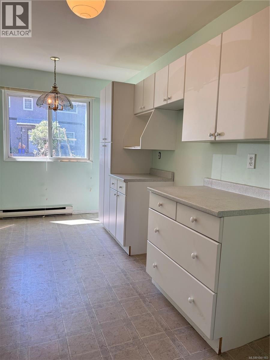 #4 715 Malone Rd - 7