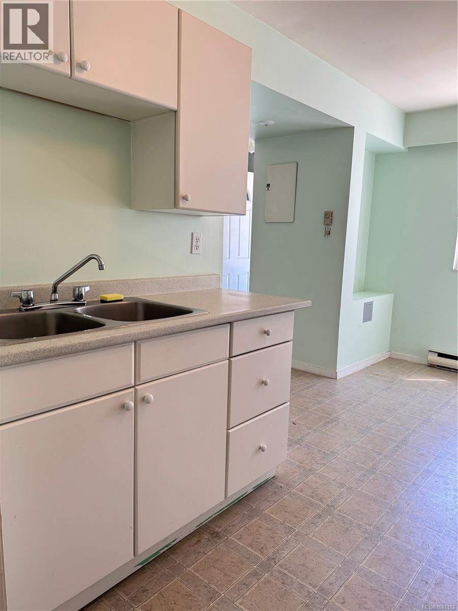 #4 715 Malone Rd - 8