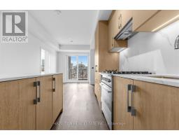 711 - 8 Manor Road W, Toronto, ON M4S0E6 Photo 6