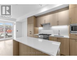 711 - 8 Manor Road W, Toronto, ON M4S0E6 Photo 8