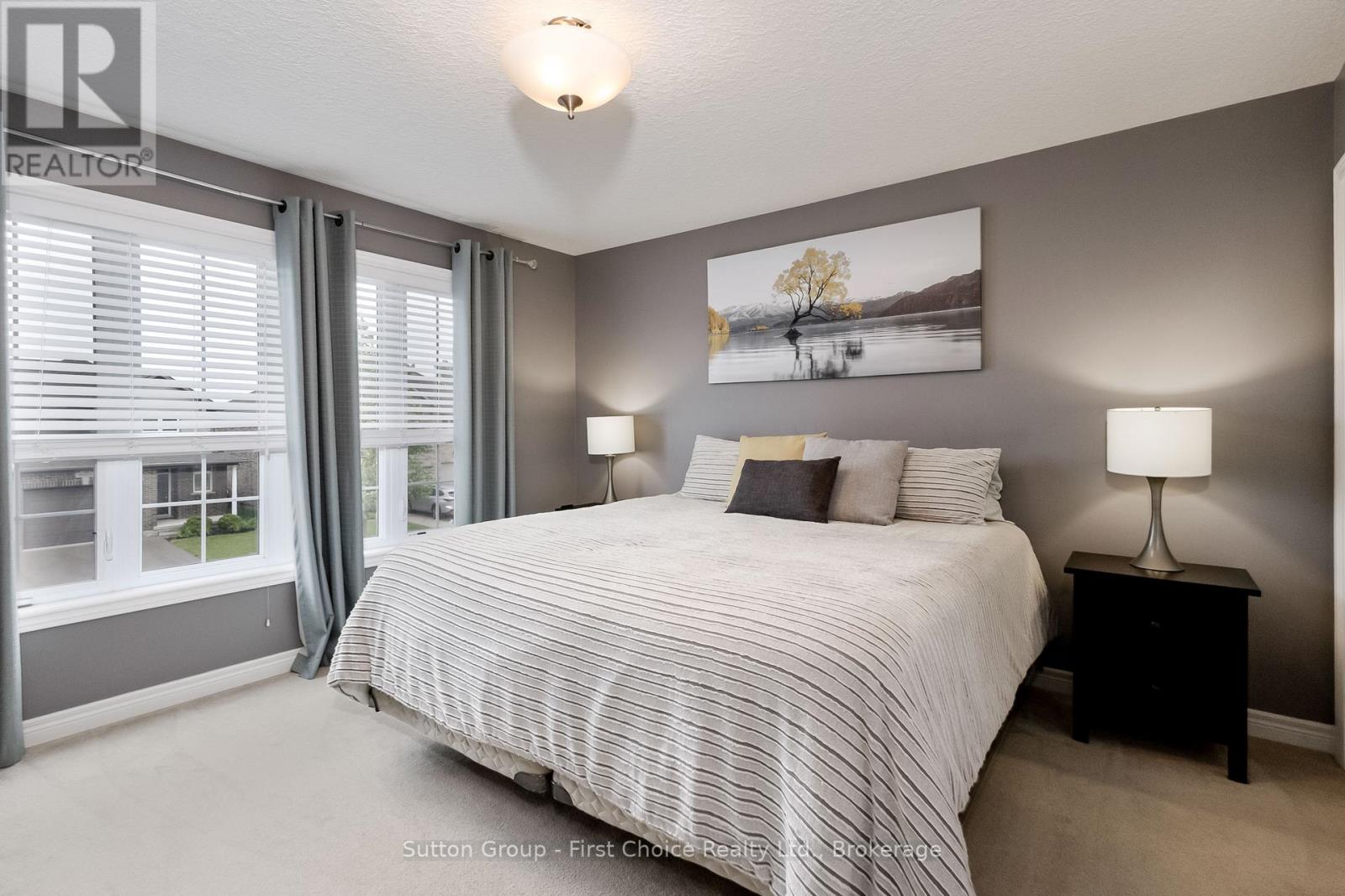 21 BROWN STREET - 22