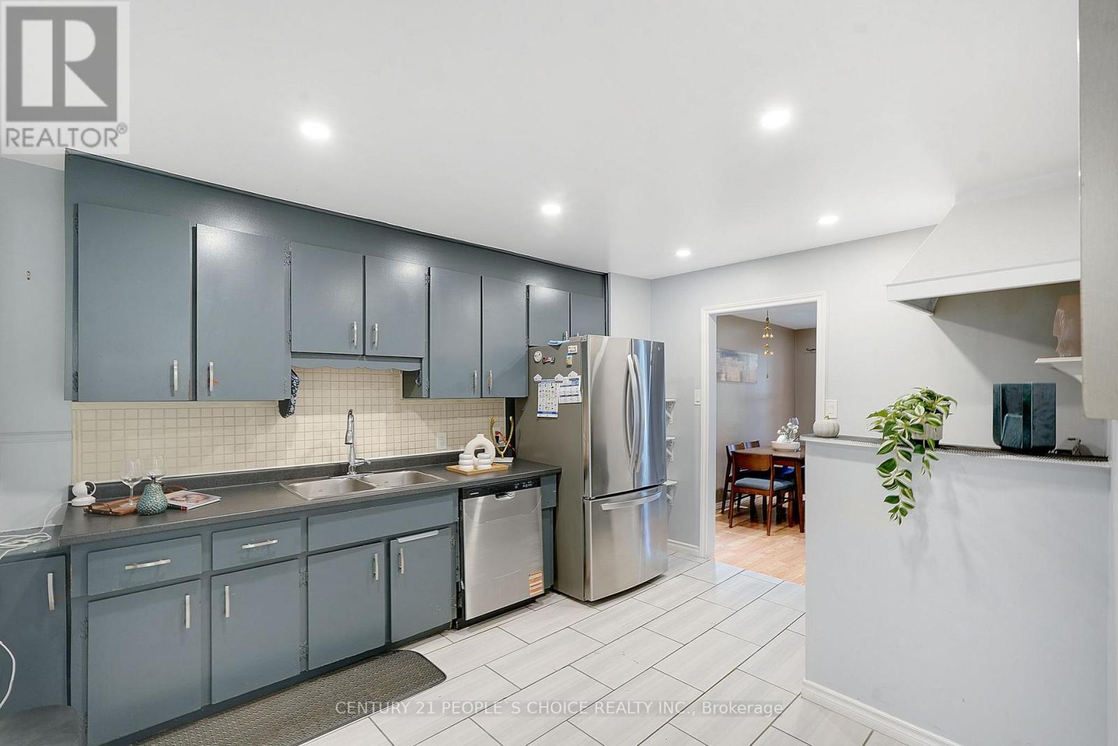 150 SPEARS STREET - 6
