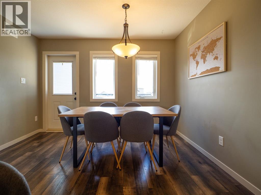 148 Mt Sundial Court W — photo 15