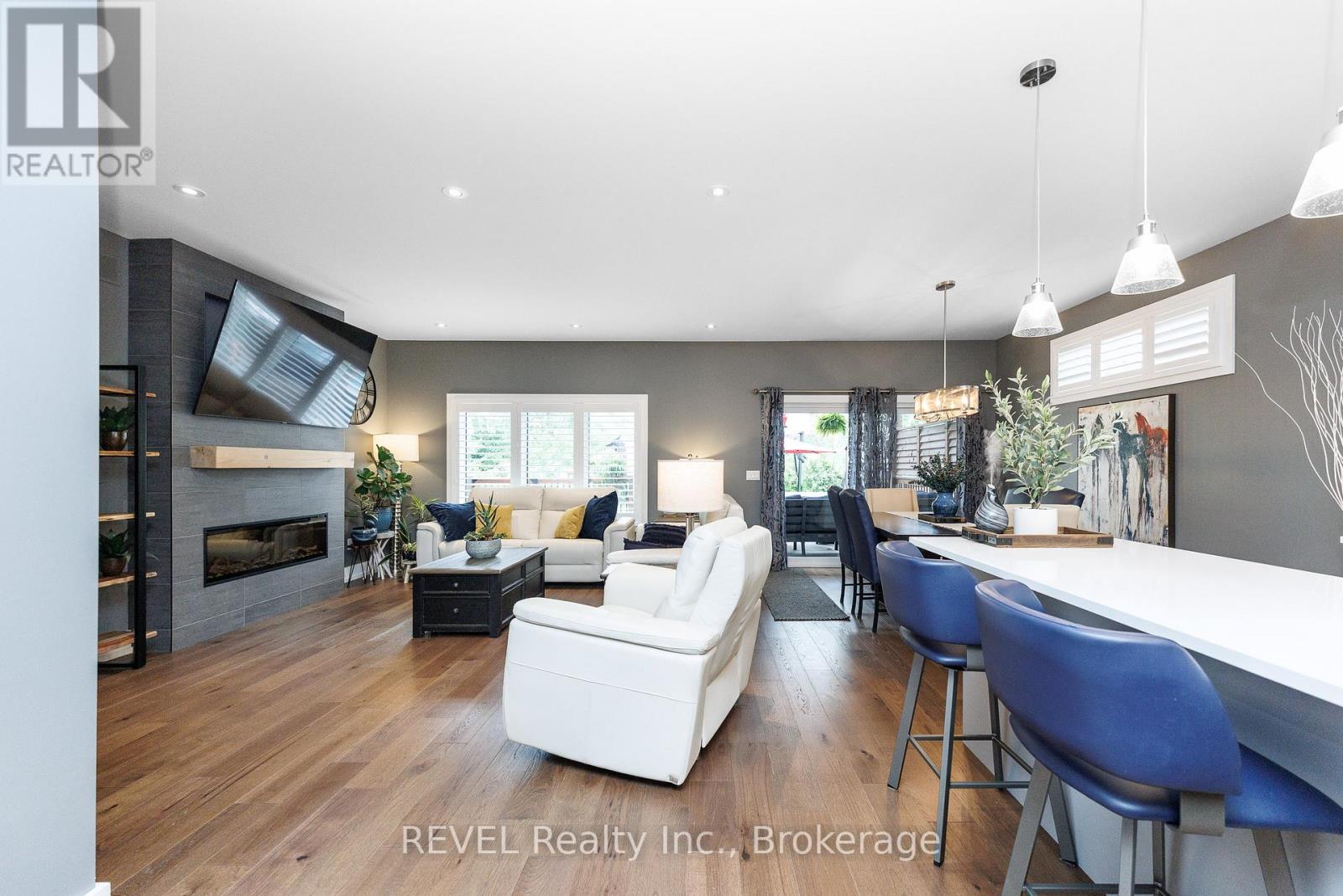402 WASHINGTON ROAD - 10