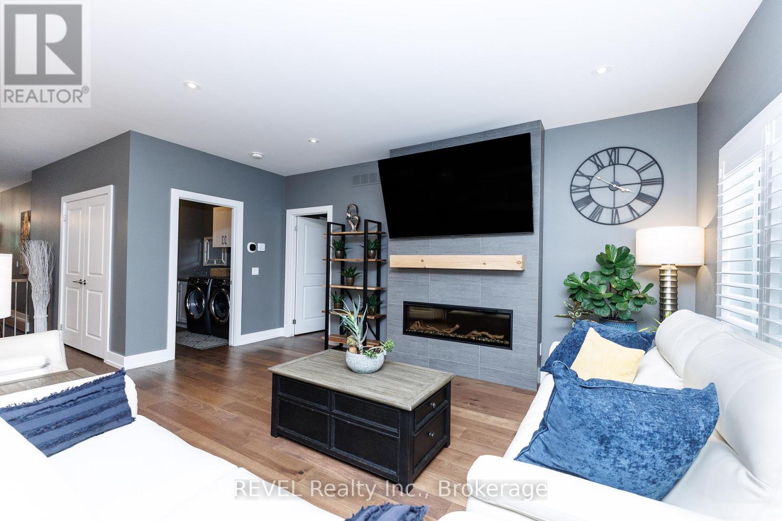 402 WASHINGTON ROAD - 13