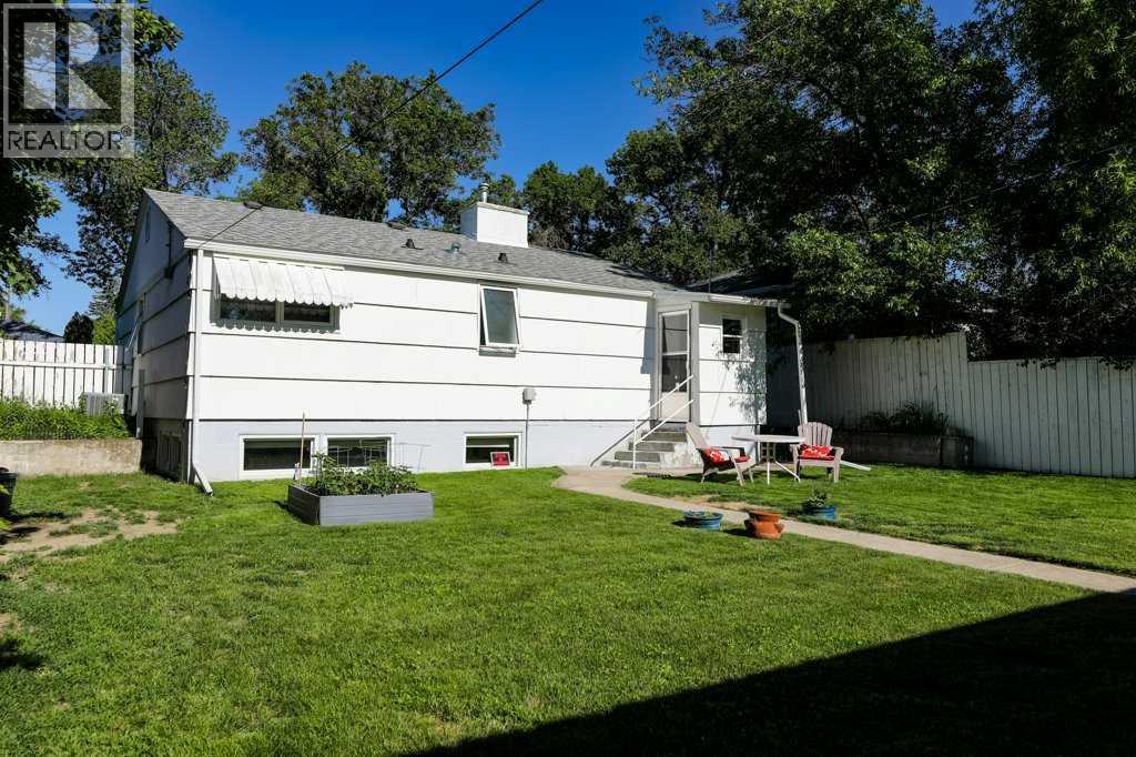 1130 12B Street South - photo 5