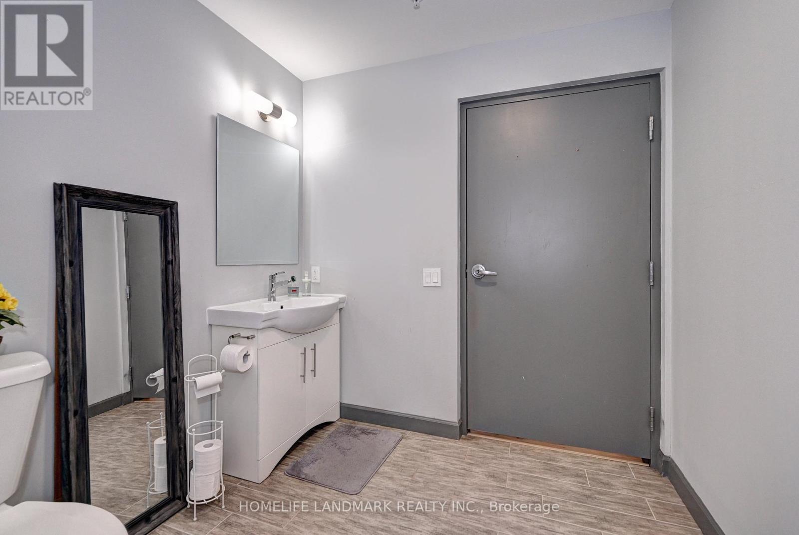 #301 77 LELAND STREET E - 13