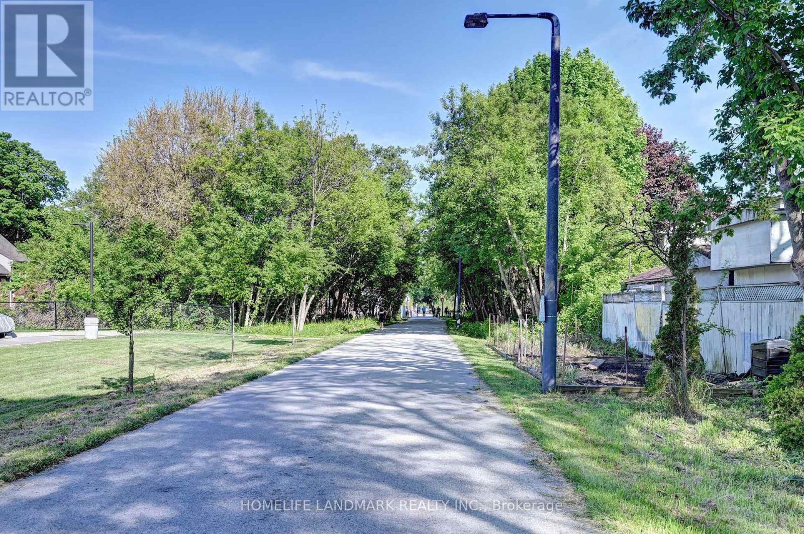 #301 77 LELAND STREET E - 23