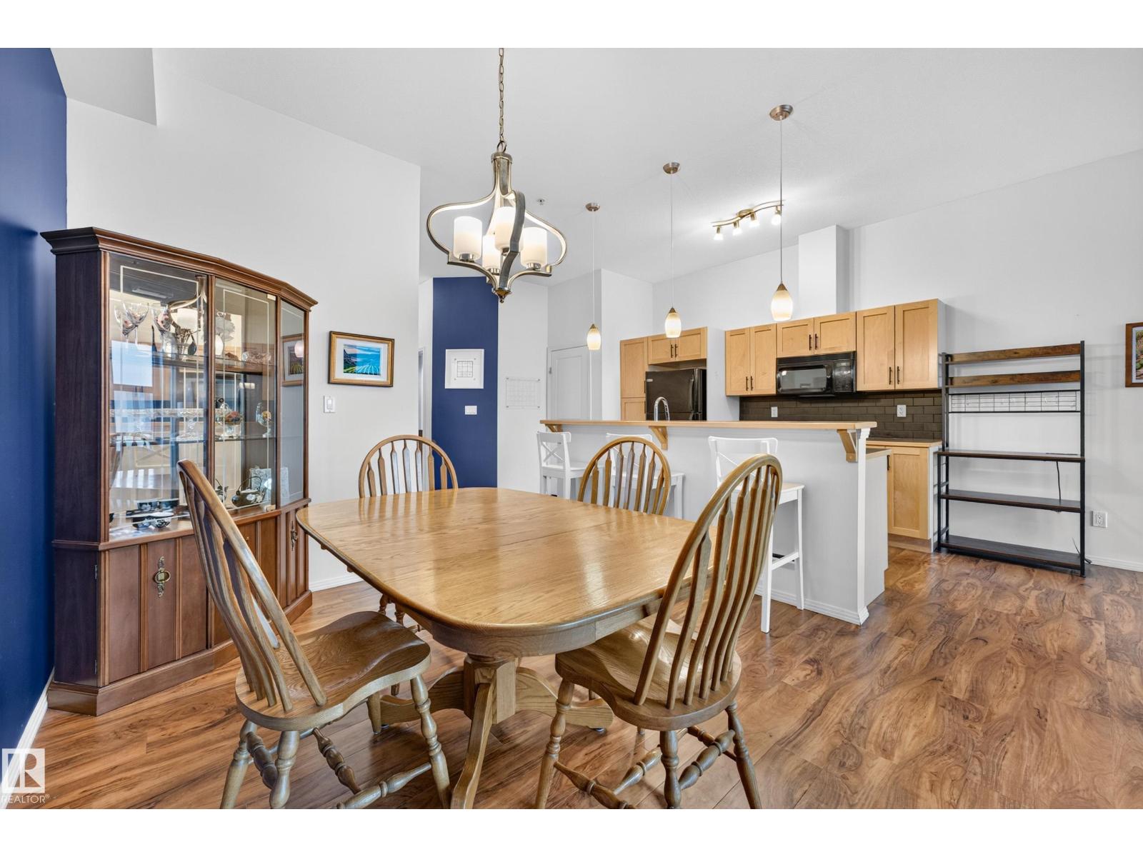 #410 10531 117 ST NW - 12
