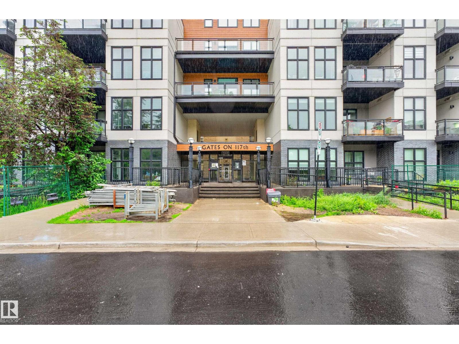 #410 10531 117 ST NW - 41