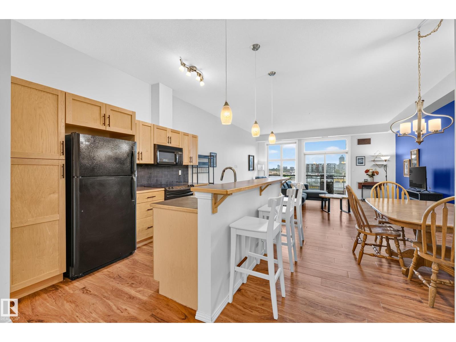 #410 10531 117 ST NW - 5